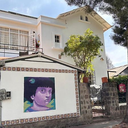Campus Residencias Bed and Breakfast Quito Buitenkant foto