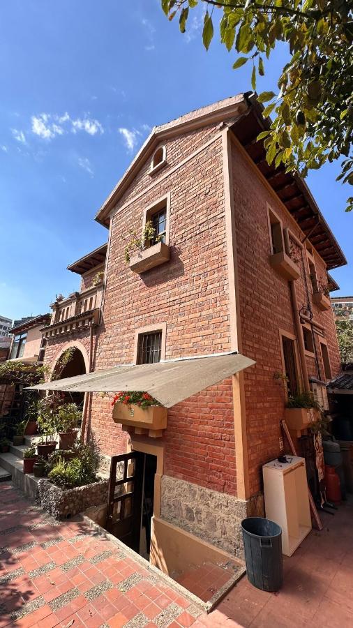 Campus Residencias Bed and Breakfast Quito Buitenkant foto