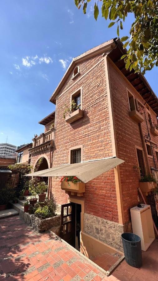 Campus Residencias Bed and Breakfast Quito Buitenkant foto