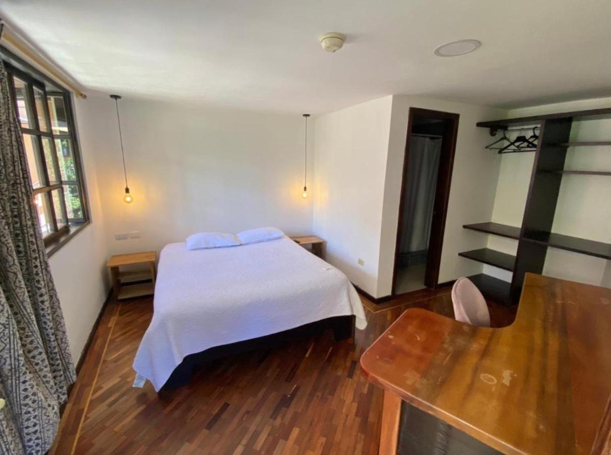 Campus Residencias Bed and Breakfast Quito Buitenkant foto